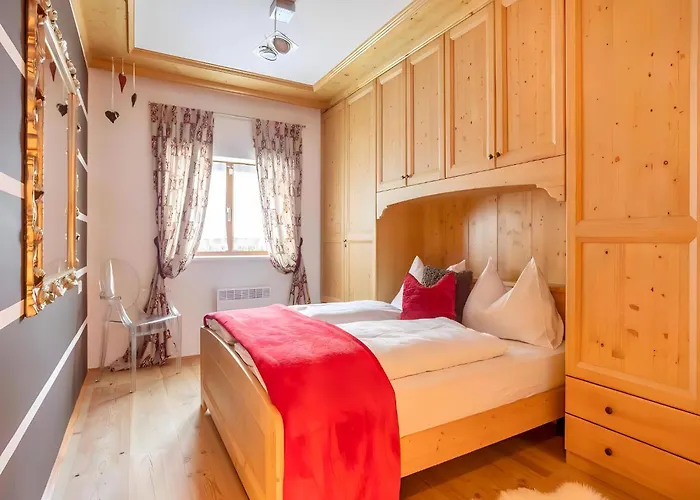 Birgit Апартаменты *